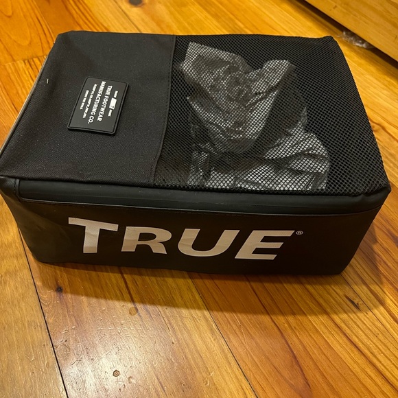 TRUE golf shoes - Picture 7 of 7